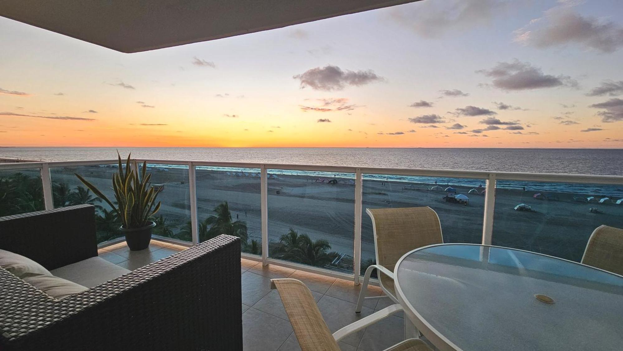 Luxury Apartment, Sector Morros, Vista Y Salida Al Mar Edificio Sunshine Cartagena Eksteriør bilde